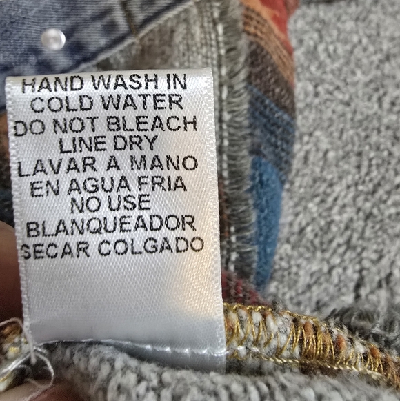 Entro Southwest Western Aztek Denim Shacket Ladies Size Small - Picture 11 of 11